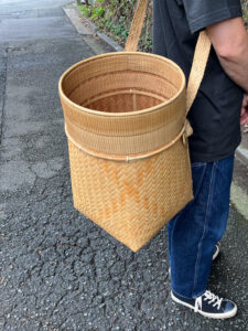 竹籠、背負いかご、収穫籠、竹工芸、ヴィンテージバスケット、竹かご