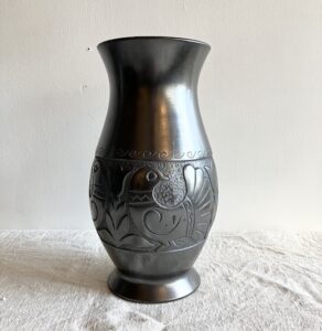 ヴィンテージ陶器、ルーマニア陶器、黒陶、花器、フォークアート