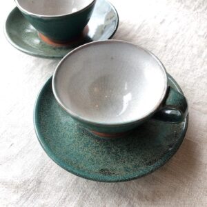 民芸陶器、カップ＆ソーサー、緑釉、コーヒー碗皿、蛇の目、貫入、民芸