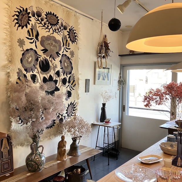 北欧ラグ、春、手刺繍、ボタニカル