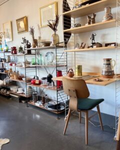 ナンセンス下北沢、ヴィンテージ家具、ストリングス