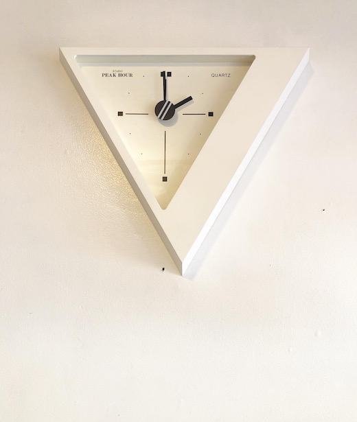 ポストモダン、時計、壁掛け時計、モダンデザイン、ヴィンテージ時計