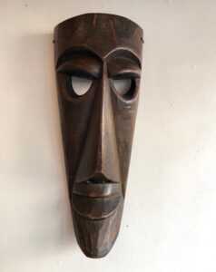 アフリカンマスク、木彫り、マスク、フォークアート、トライバルアート、人面