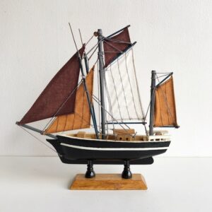 ヴィンテージ、船の模型、帆船、木製オブジェ