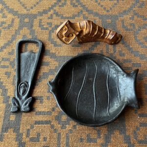 ジャパニーズフォークアート、鉄器、文鎮、栓抜き