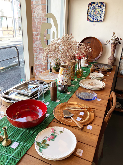 ヴィンテージ食器、ナンセンス下北沢、春のテーブルコーディネート